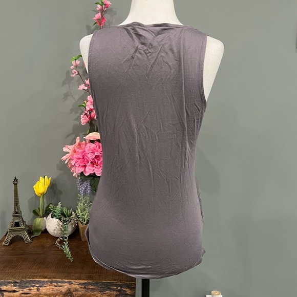 Banana Republic Sleeveless Top - Picture 6 of 14